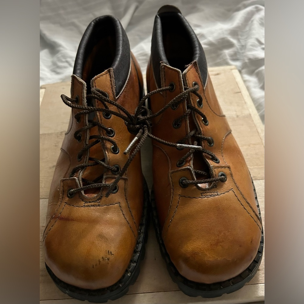 Men's Brown Leather Shoes